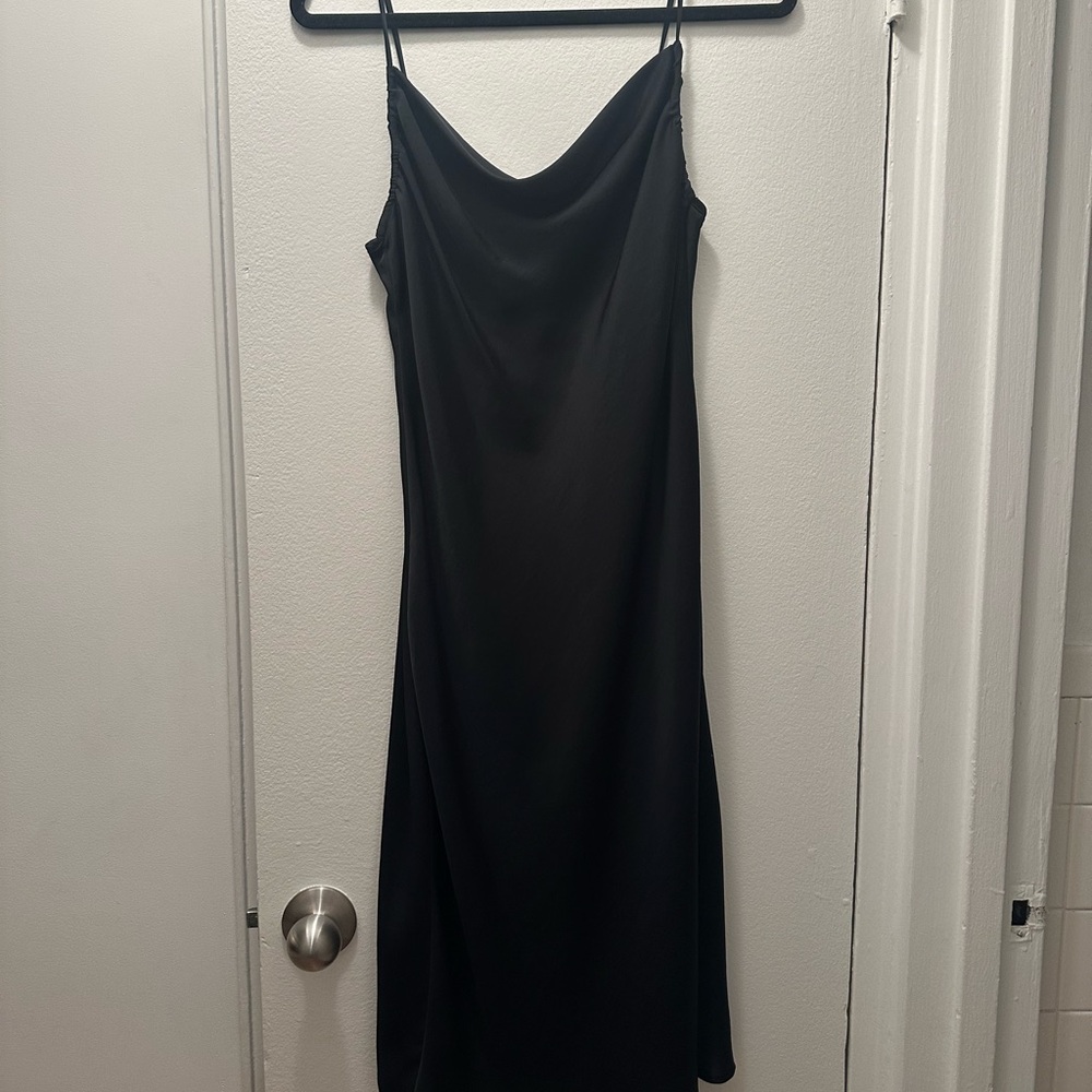 Zara Elegant Black Backless Dress